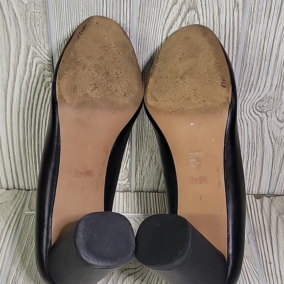 Coach Black Leather Black Heel Pumps Womens Size 7 - Picture 8 of 14